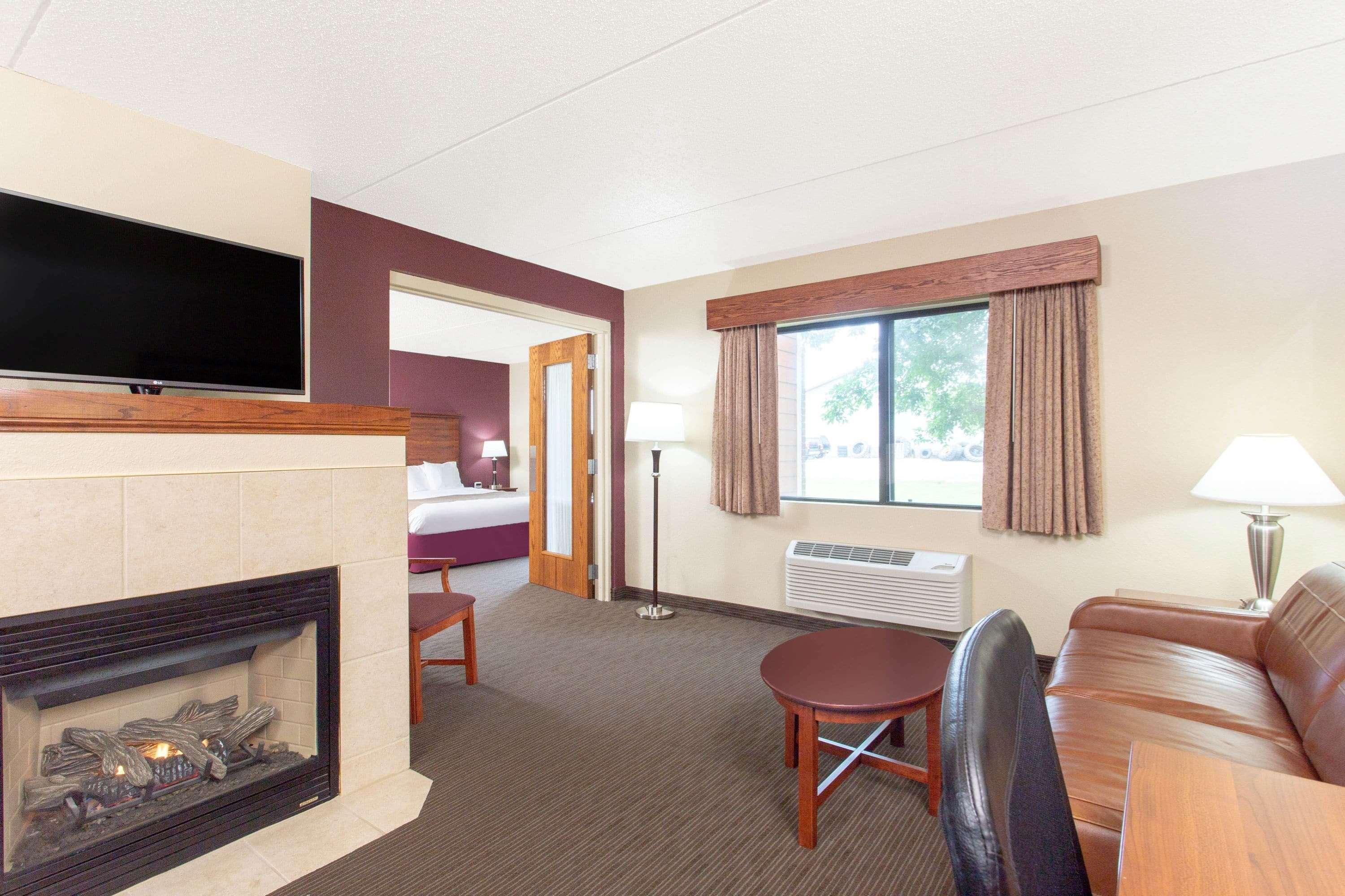 Americinn By Wyndham New London Exterior foto
