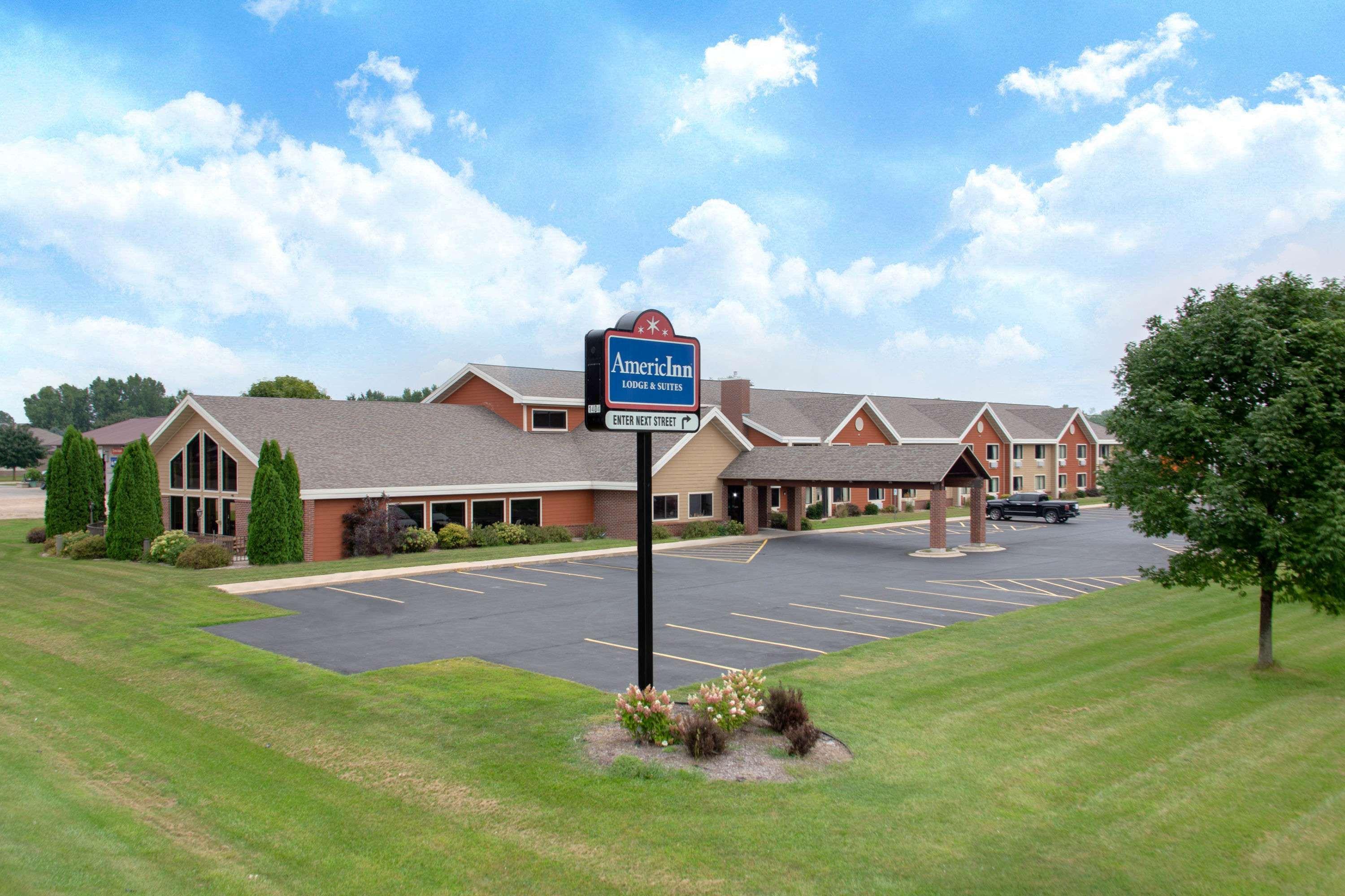 Americinn By Wyndham New London Exterior foto